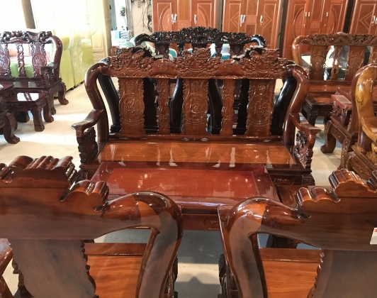 SALON GỖ